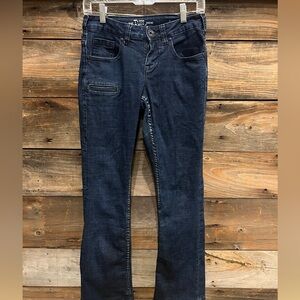 Cowgirl Tuff Sport jeans in a size 25x33, nearly new!!!